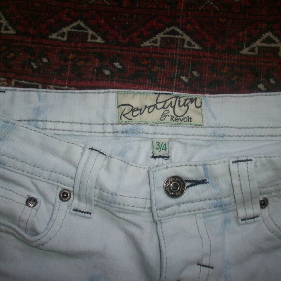 Women’s Shorts, Revolution by Revolt - Juniors Size 3/4 Buttons, Denim, Stretch - Picture 3 of 4